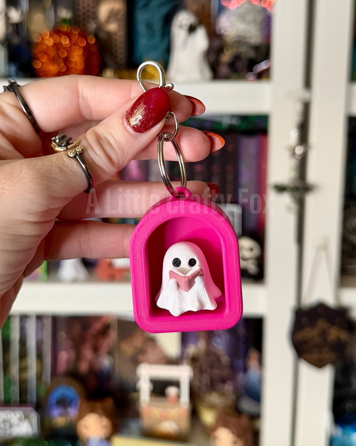 Reading Ghost 3D Printed Fidget Clicker Keychain