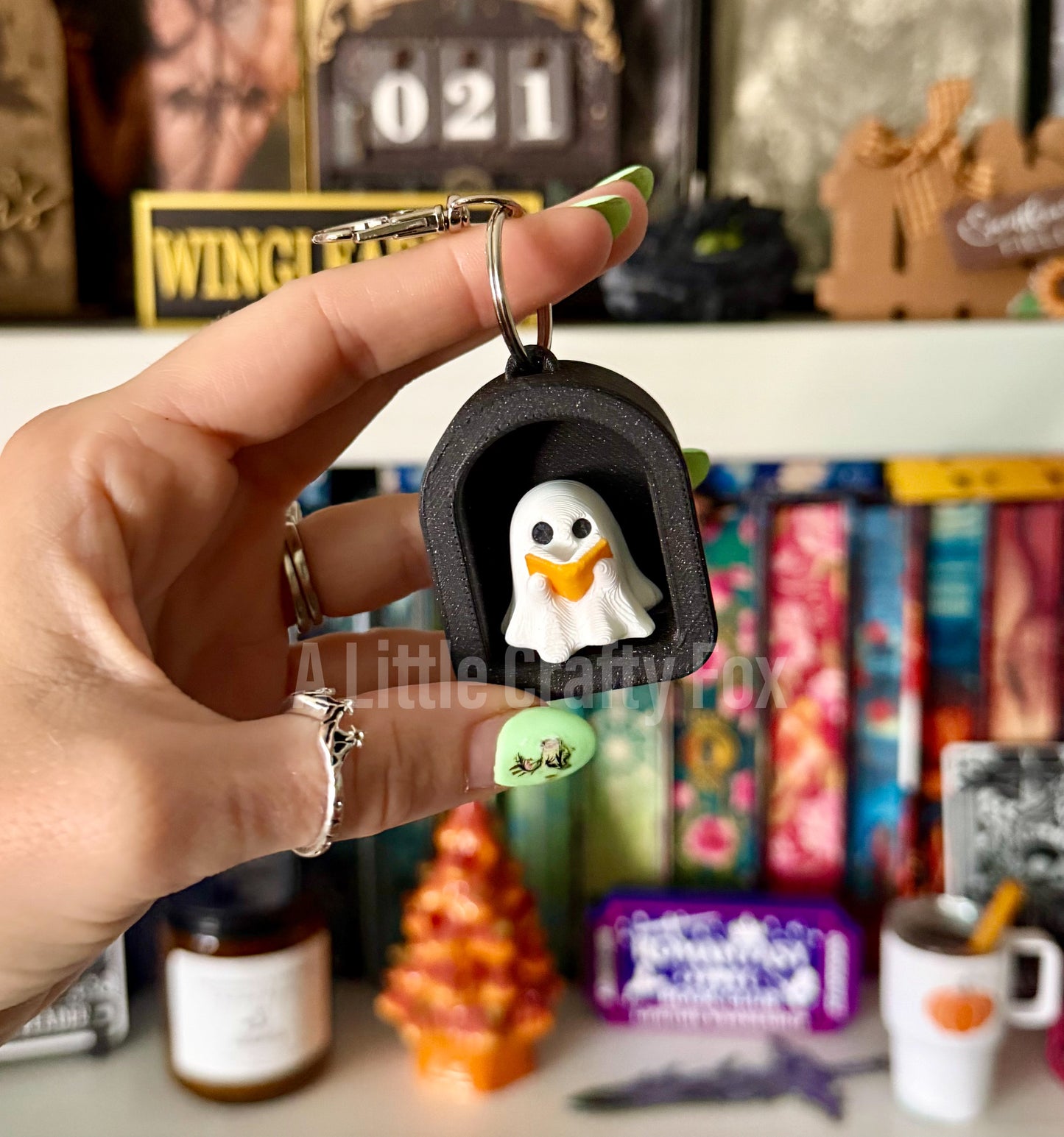 Reading Ghost 3D Printed Fidget Clicker Keychain