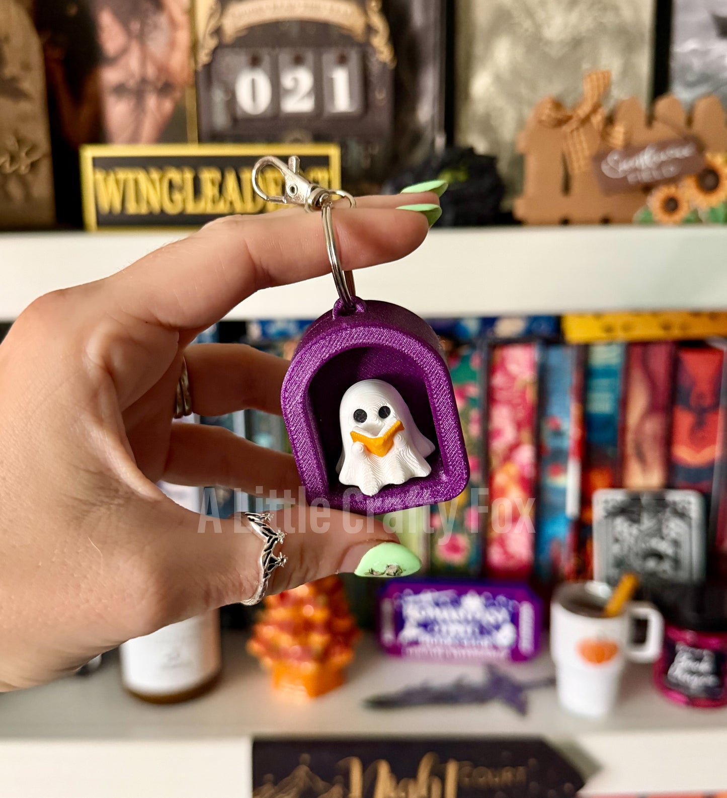Reading Ghost 3D Printed Fidget Clicker Keychain