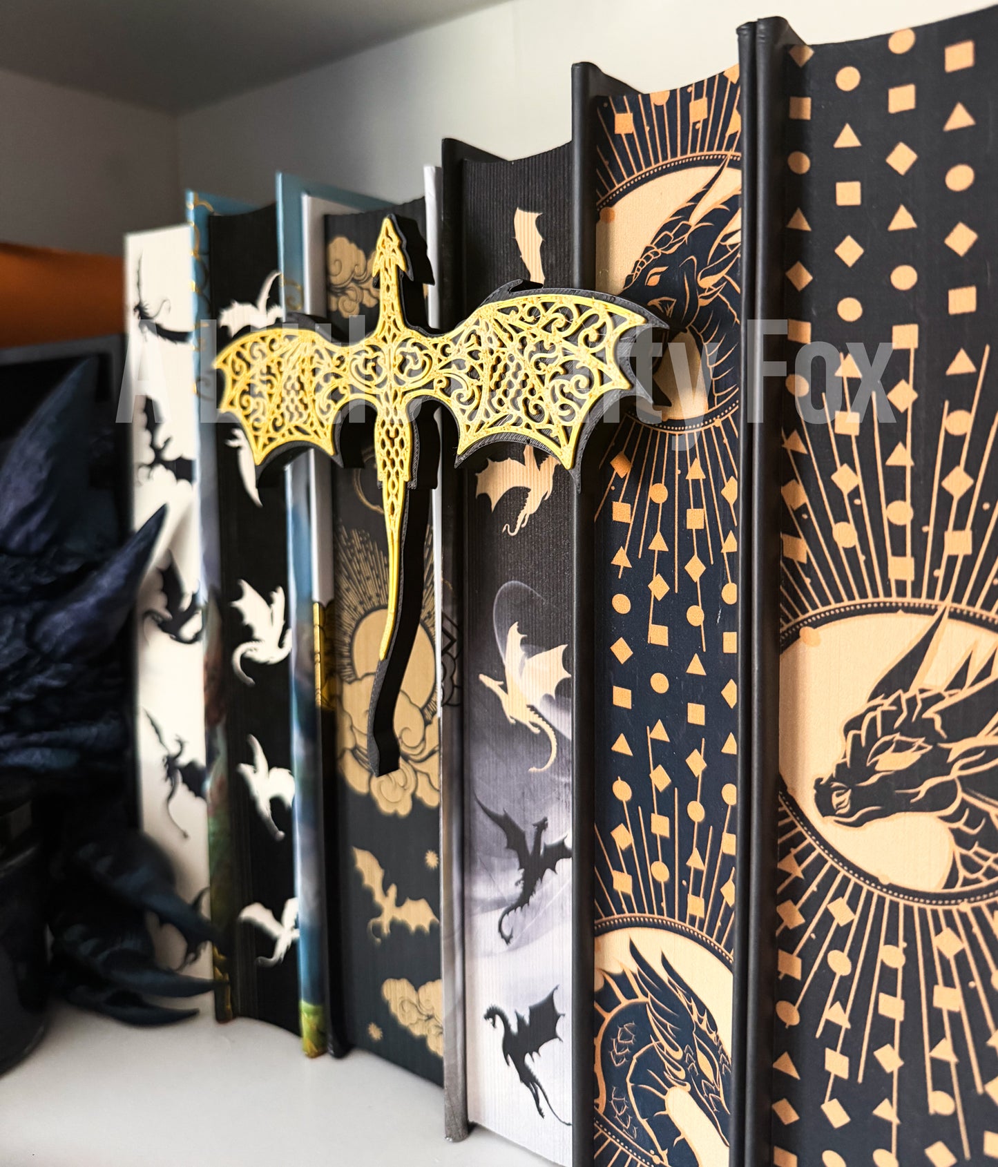 Filigree Dragon Book Nook - 3D Printed Shelf Sitter
