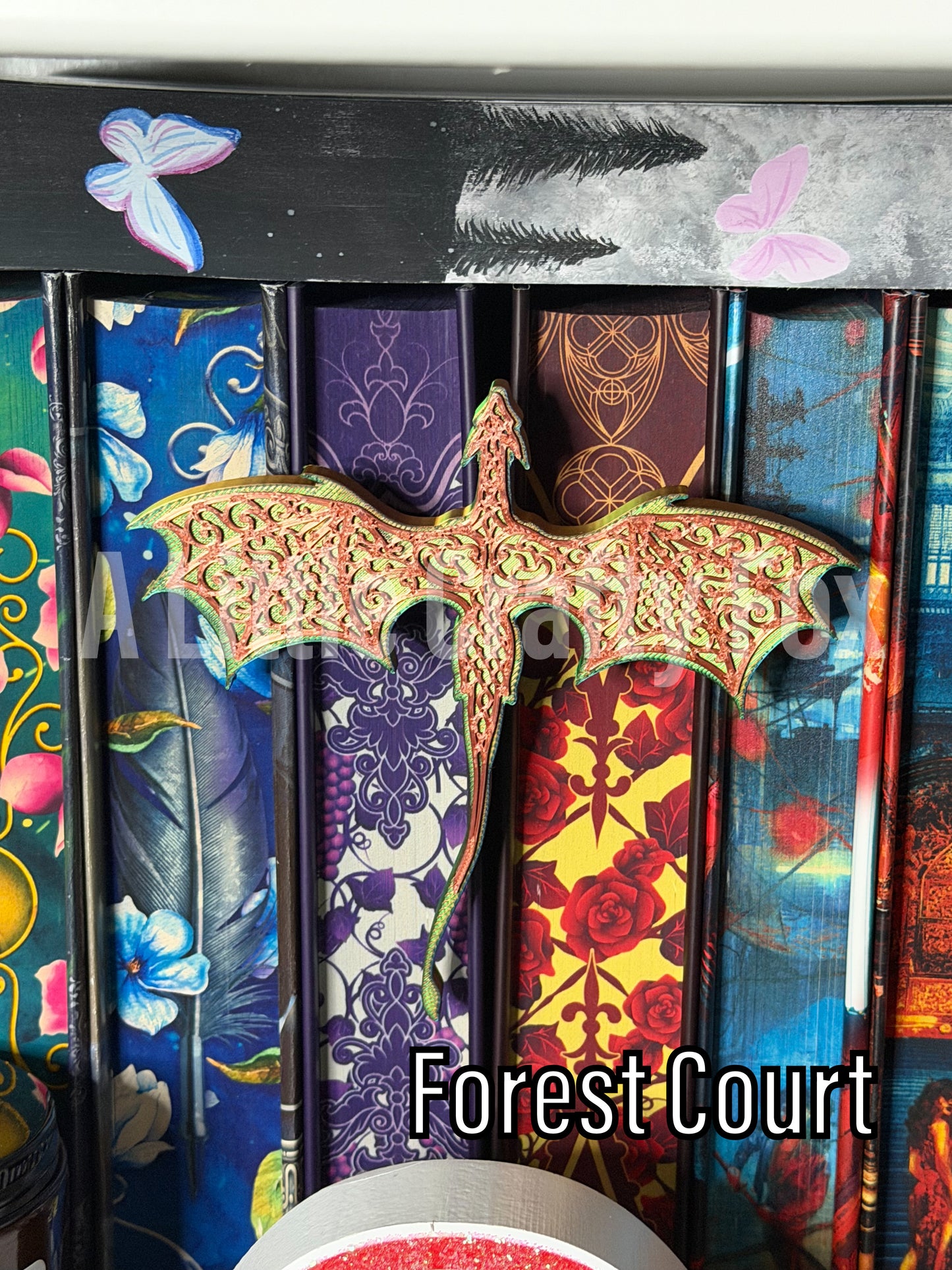 Filigree Dragon Book Nook - 3D Printed Shelf Sitter